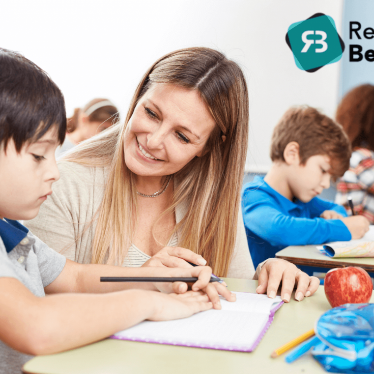 curso-auxiliar-acao-educativa.png
